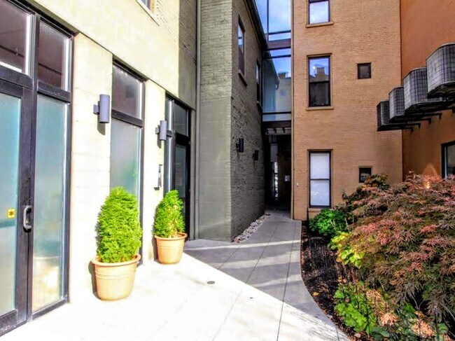 Photo - 1207 Vine St Unit J