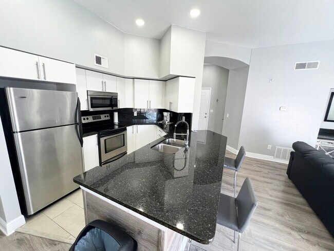 Photo - 7220 Westpointe Blvd