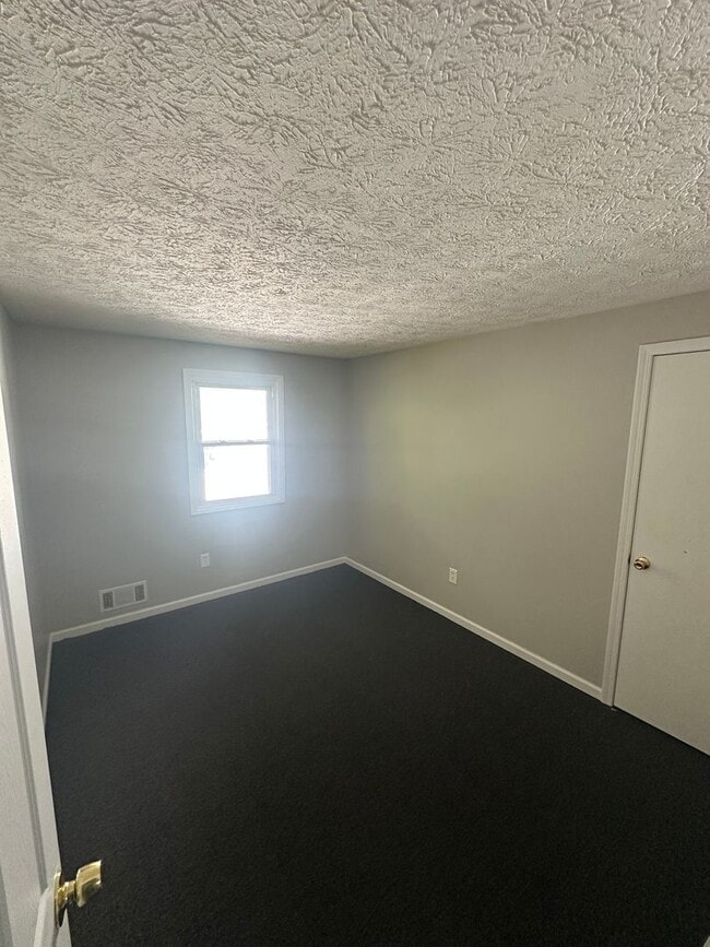 Photo - 35 Aurora St