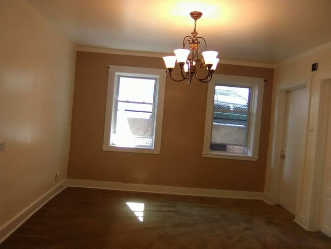 Photo - 3011 S Arch St