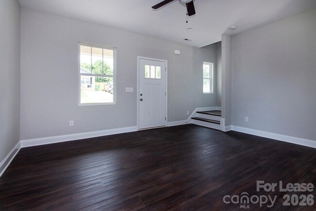 Photo - 2915 Ross Ave