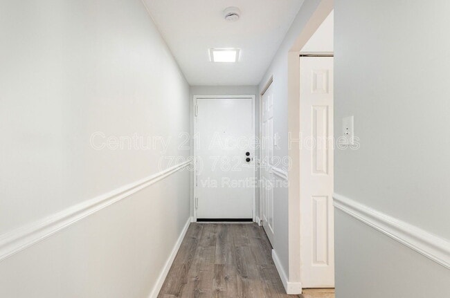 Photo - 609 Center St Unit T1