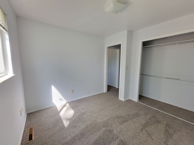 Photo - 4075 Harbor Pl