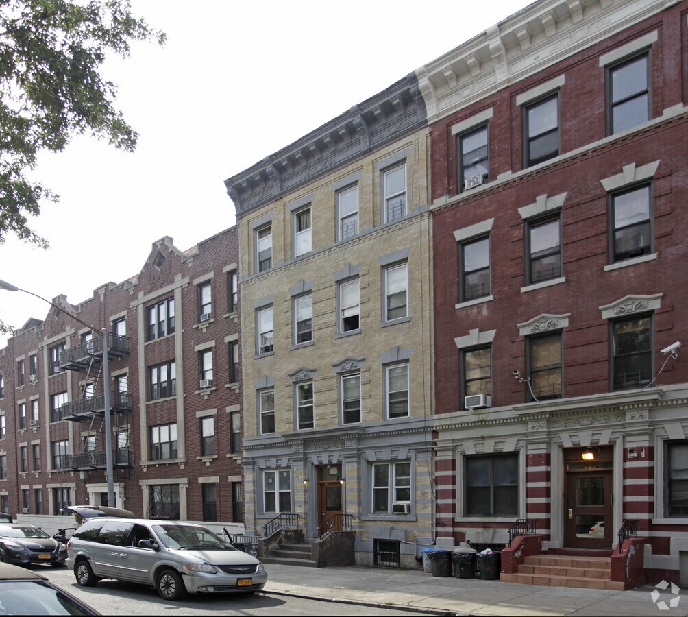926 Prospect Place - 926 Prospect Place Apartments