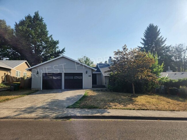 3 bd 2ba Ranch Style Home with Deck, Fence... - 3 bd 2ba Ranch Style Home with Deck, Fence...