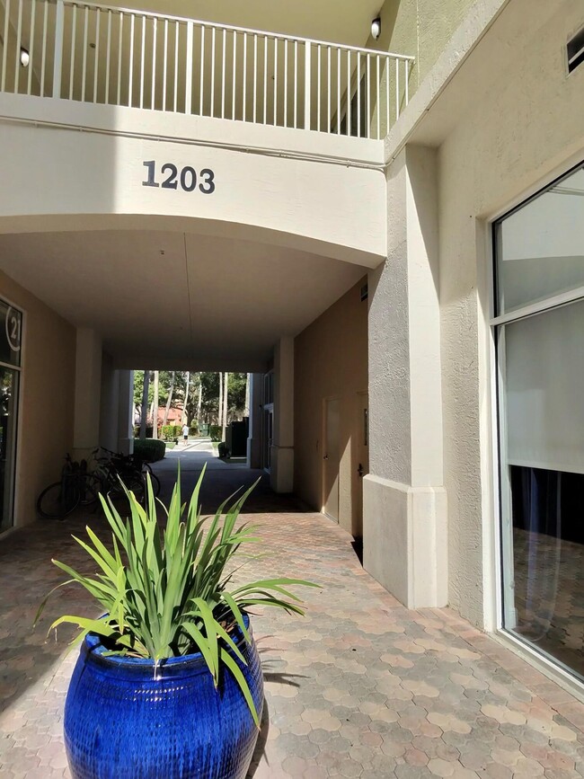 Photo - 1203 Town Center Dr Unit 306