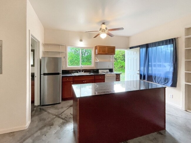 Photo - 15-1496-1496 16th Ave