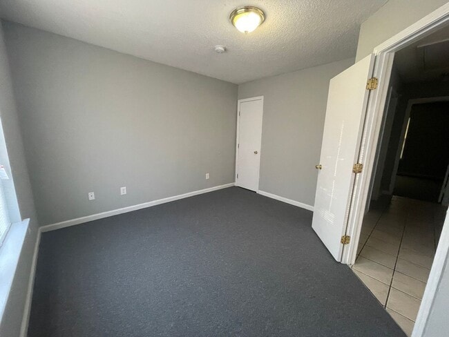 Photo - Amazing Duplex Carrollton City!!