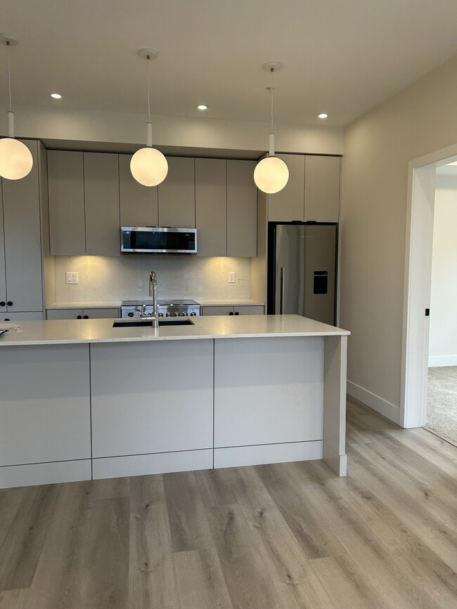 Photo - 45505-45505 Campus Dr