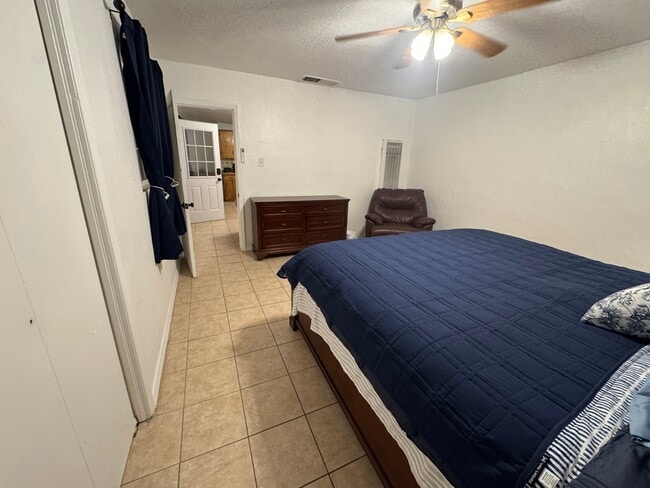 Photo - 608 Alicia Dr