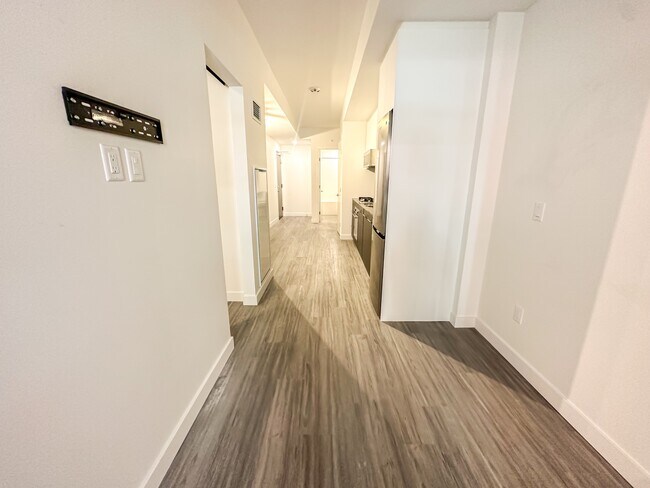 Photo - 730-732 2 Ave SW Unit 310