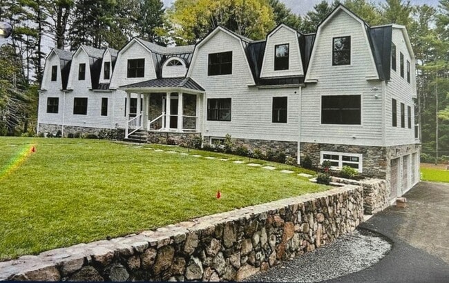 Building Photo - 22 Lincoln Rd