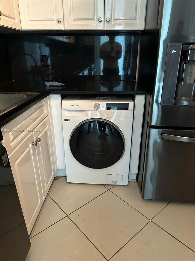 Photo - 6770 Indian Creek Dr Unit 11M