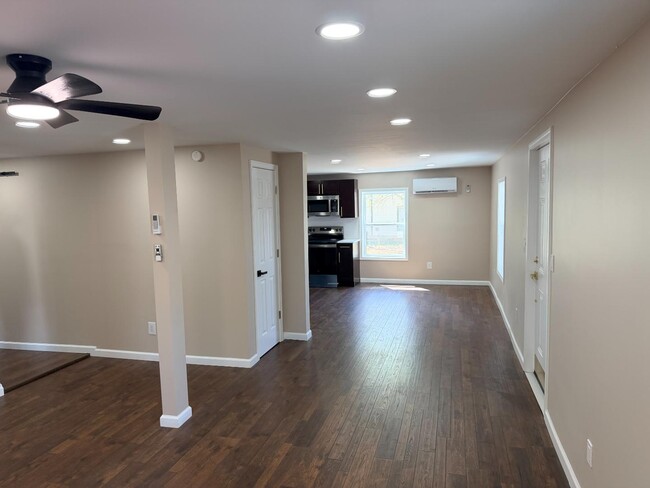 Photo - 817 S Fulton St