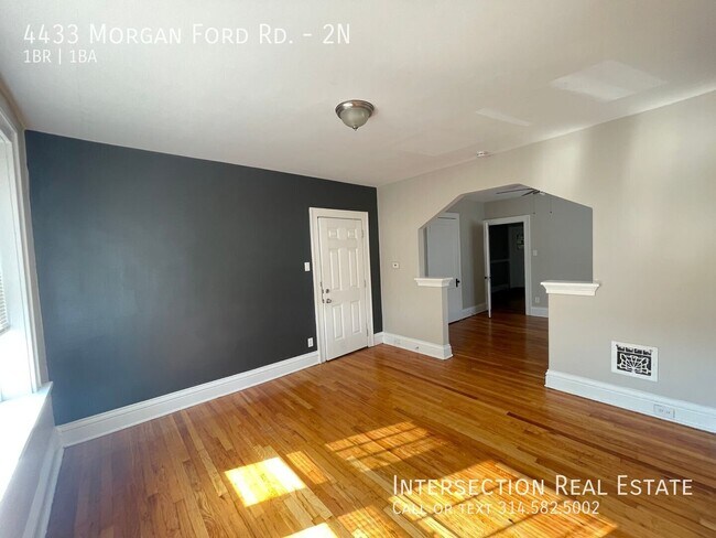 4433 Morgan Ford Rd Unidad 2N
