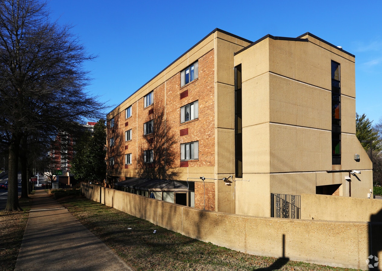 Photo - Carleen Batson Waller Manor