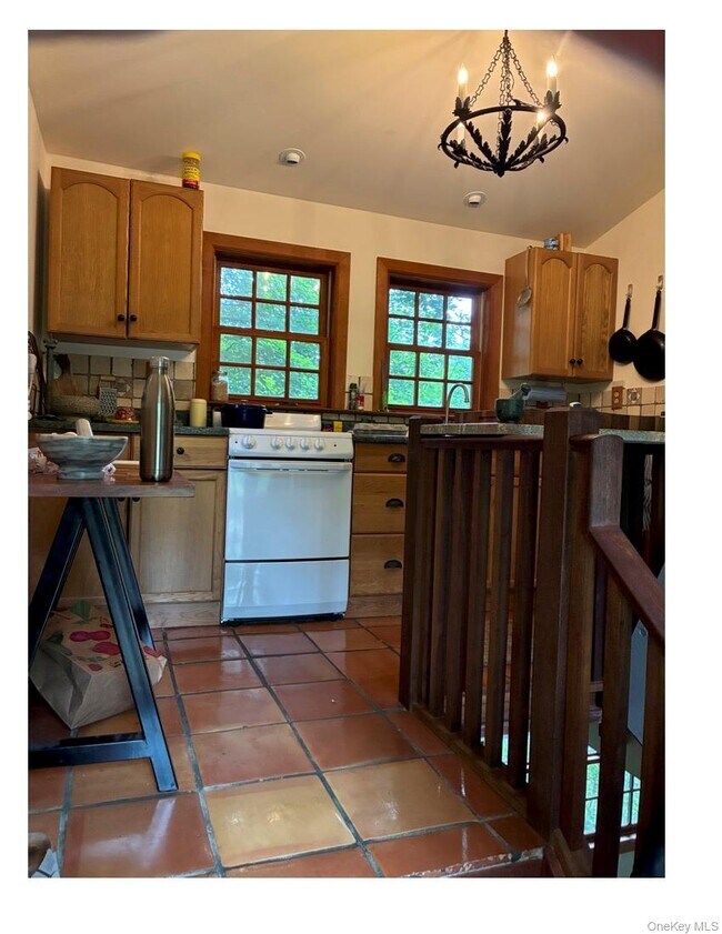 Photo - 186 Taylor Rd