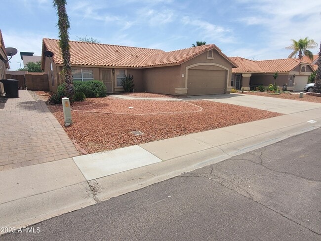 Photo - 7541 W Calavar Rd