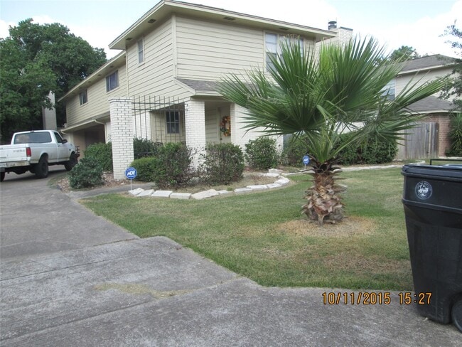 Building Photo - 10834 Sugar Hill Dr Unit B Rental