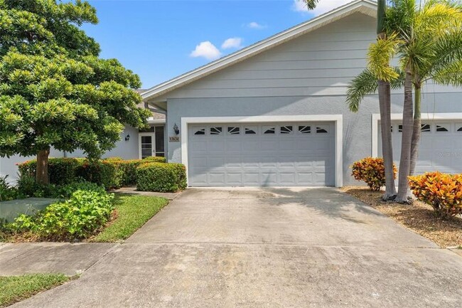 Photo - 13634 Lake Pointe Dr S Townhome