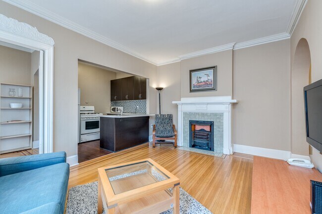 Photo - 935 Jervis St Unit 14