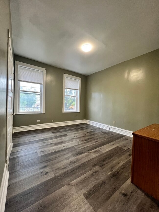 2620 S Kedzie Ave