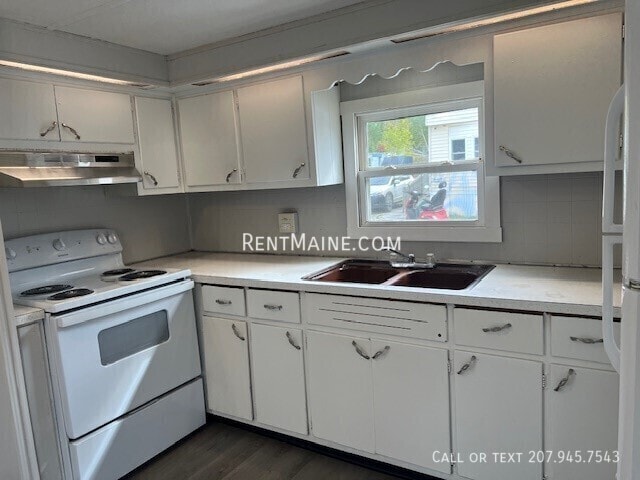 Photo - 681 Main Rd N