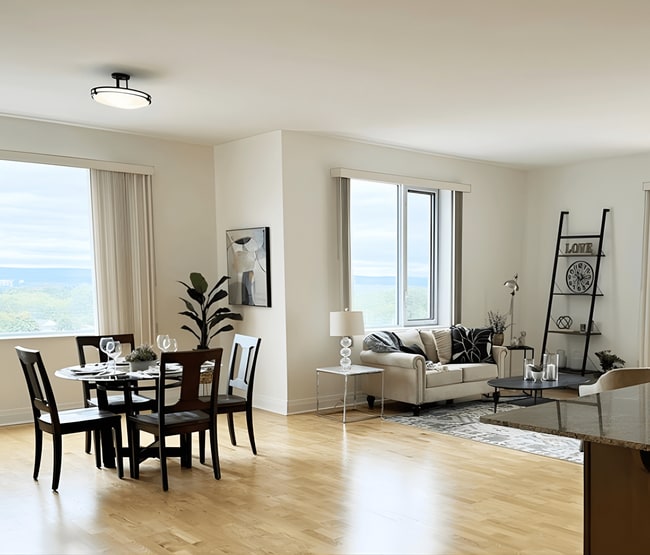 Photo - William's Court C