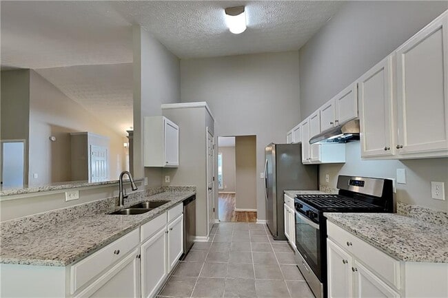 Photo - 263 Buckingham Dr