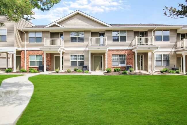 Building Photo - 174 McMenamy Rd