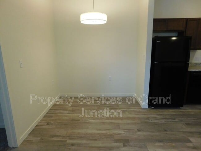 Photo - 662 Brookwillow Dr Unidad 5