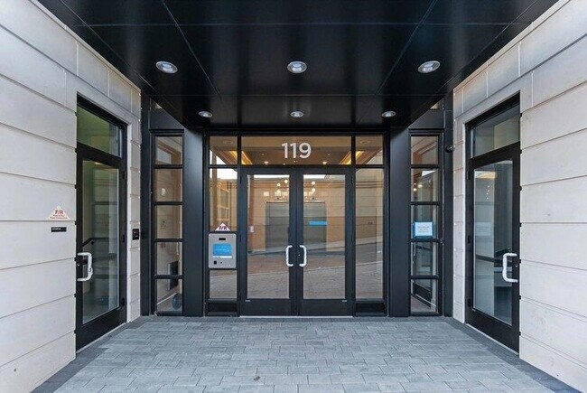 Photo - 119 Peter St Unit 301