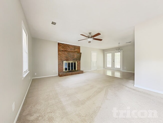 Photo - 3959 Grove Trail