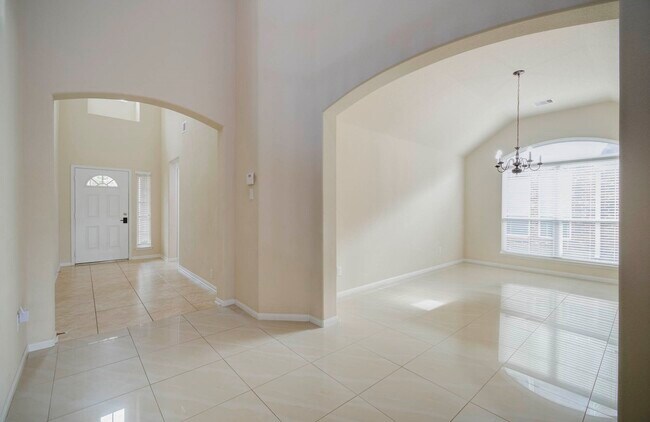Photo - 15115 Russet Bend Ln