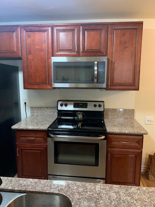 Photo - 5460 White Oak Ave Unit D108