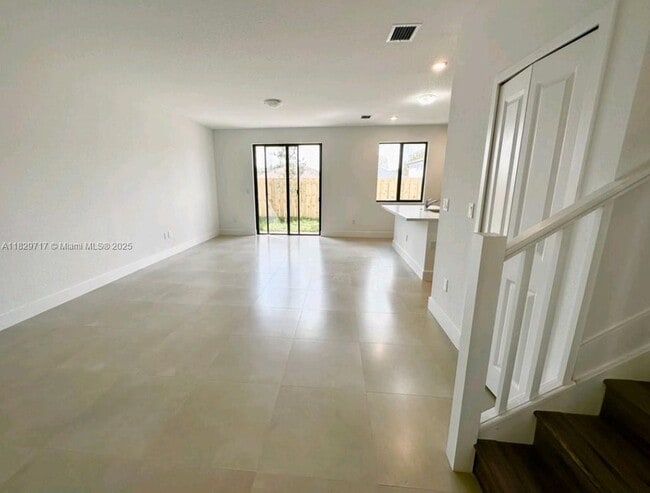 Photo - 15728 SW 136th Way