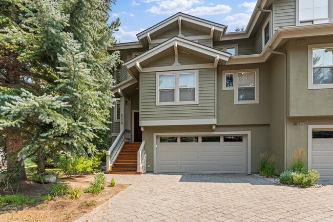 217 Bird Dr