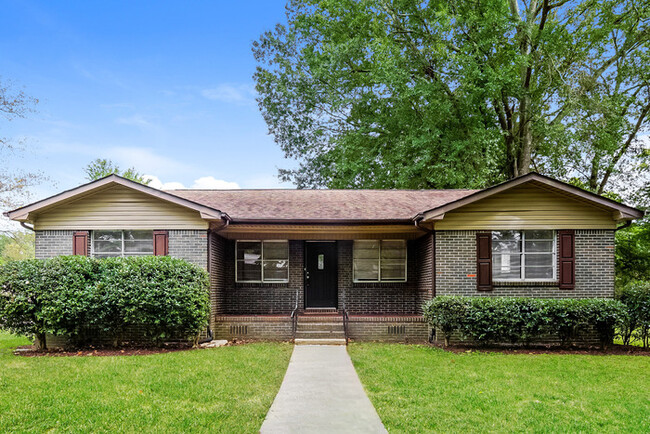 3 Bedroom Brick Home - 3 Bedroom Brick Home