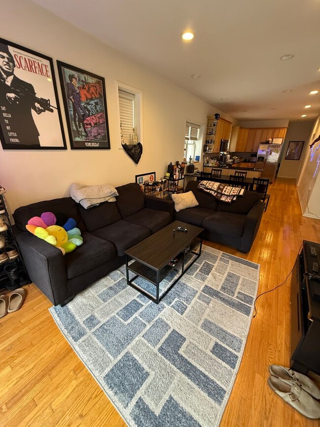 Photo - 1119 W Addison St Unit 1119-1