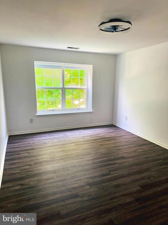 Photo - 3604B Saxony Dr