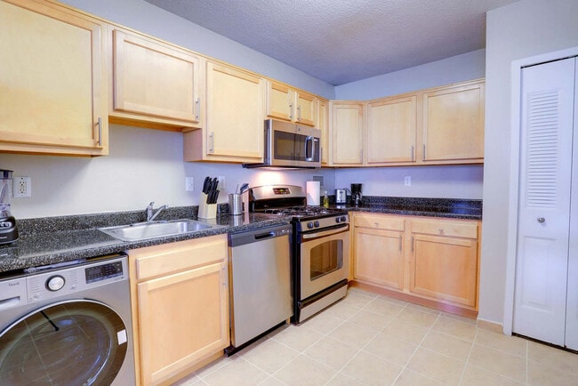 Photo - 1201 S Bell St Unidad FL4-ID1022402P