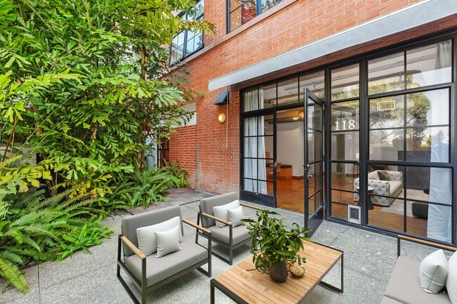 Photo - Elevate Your Living: Luxe 916 sq ft Studio in the Iconic Cable Building