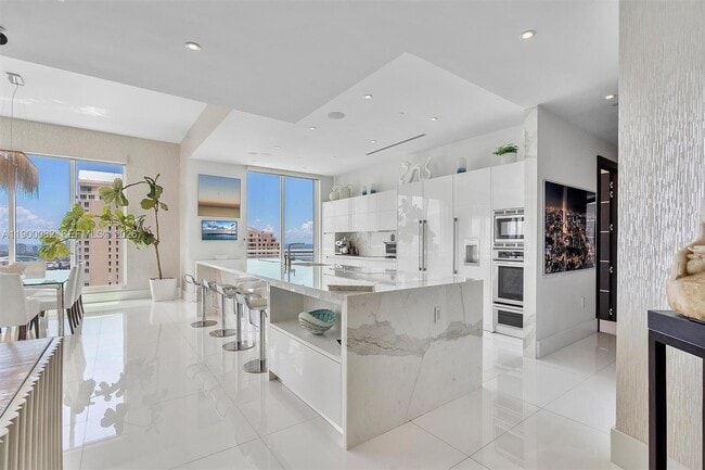 Photo - 900 Brickell Key Blvd Unidad 3103