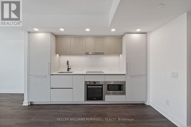 Photo - 609 Sherbourne St Unit 407
