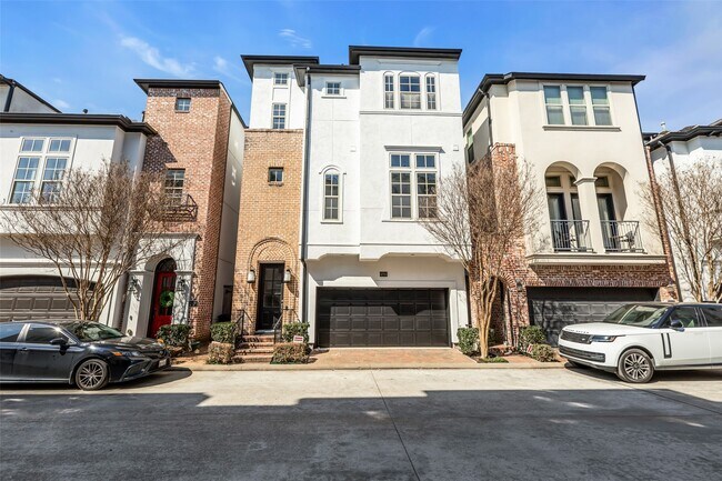 Photo - 2711 Arabelle Grove