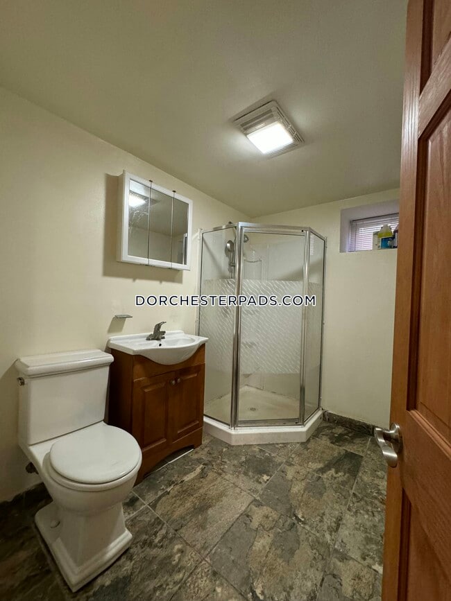 Photo - 81 Stratton St Unit B