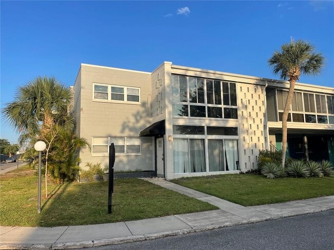 Building Photo - 151 N Orlando Ave Unit 238