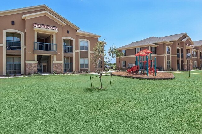 Photo - 1100 S Stewart Blvd