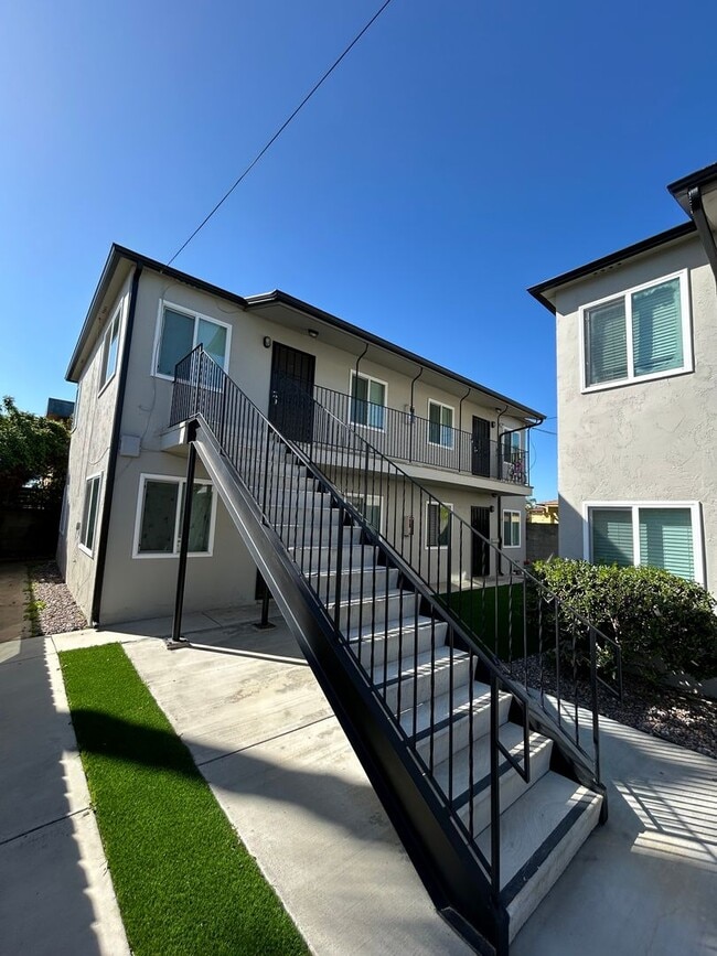 Photo - 1 Bed, 1 Bath in Central SD! Water/Trash I... Unit 4444 #7