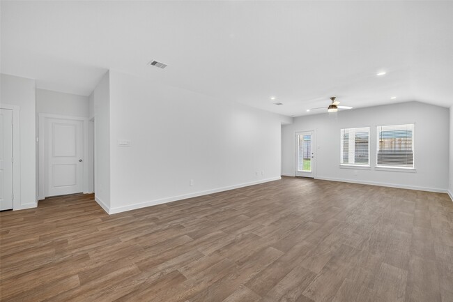 Photo - 1703 Stelvio Pass Dr